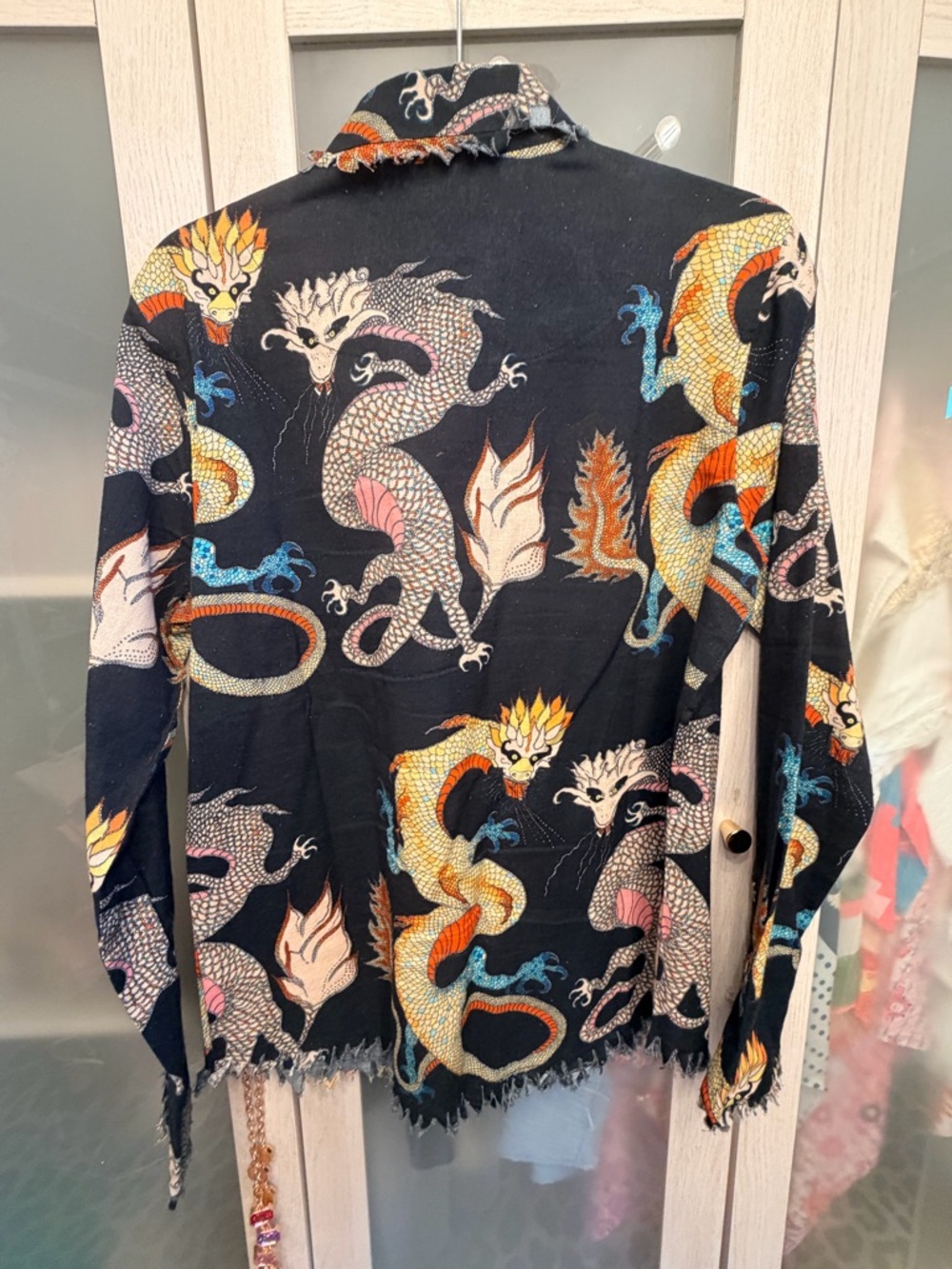 Tizzie Black Dragon Print Button-Up Shirt Medium. Worn once - Picture 5 of 7
